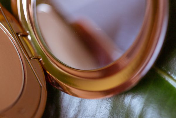 Charisse Kenion photo of charlotte tilbury powder